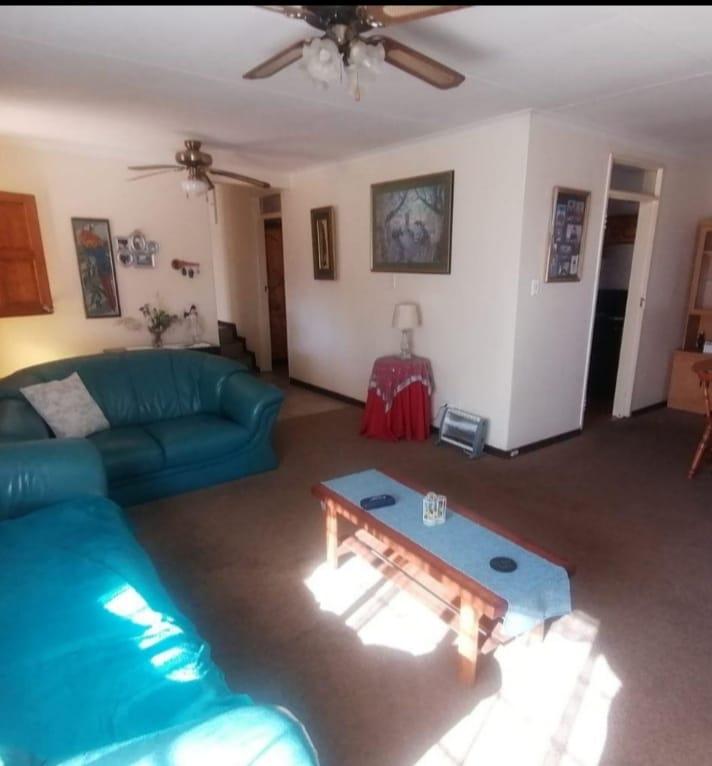 4 Bedroom Property for Sale in Sasolburg Ext 10 Free State